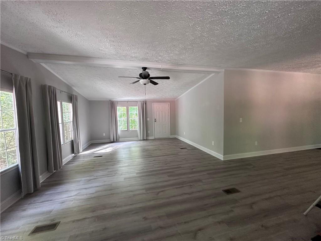 6610 Edgeworth Trail Property Photo 6