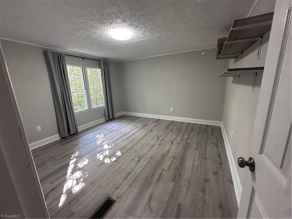 6610 Edgeworth Trail Property Photo 10