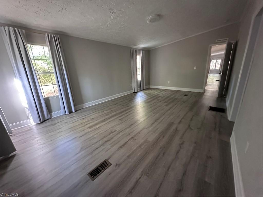6610 Edgeworth Trail Property Photo 15