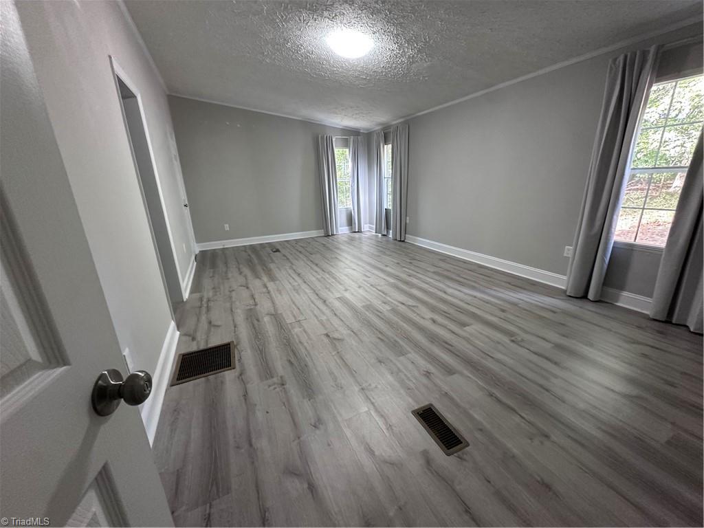 6610 Edgeworth Trail Property Photo 16
