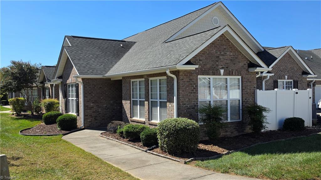 2427 Cross Vine Lane Property Photo 1