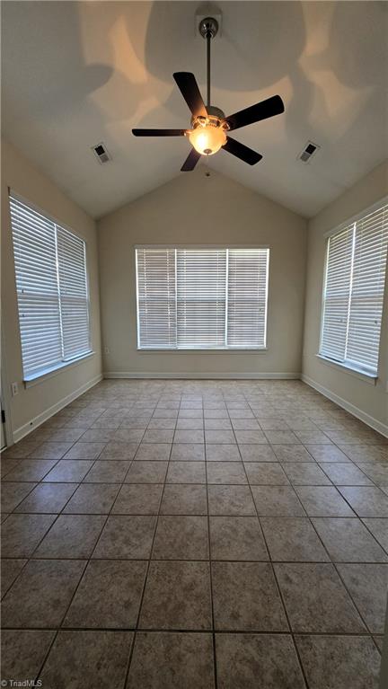 2427 Cross Vine Lane Property Photo 4