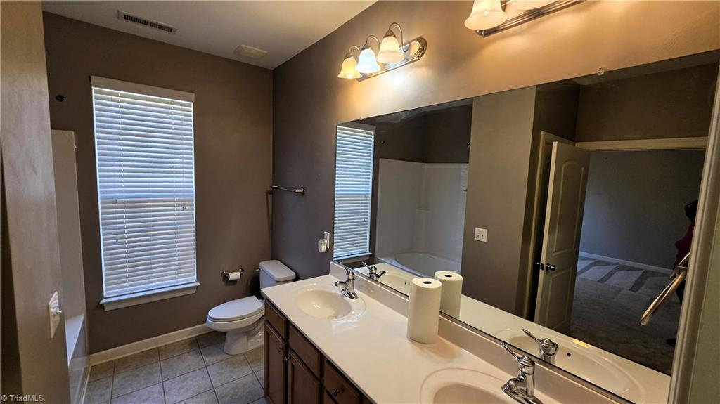 2427 Cross Vine Lane Property Photo 18