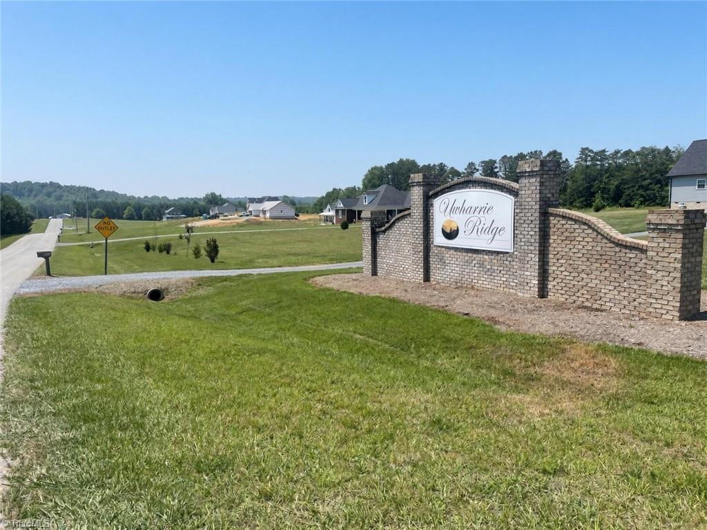 2114 Overlook Drive Property Photo 24