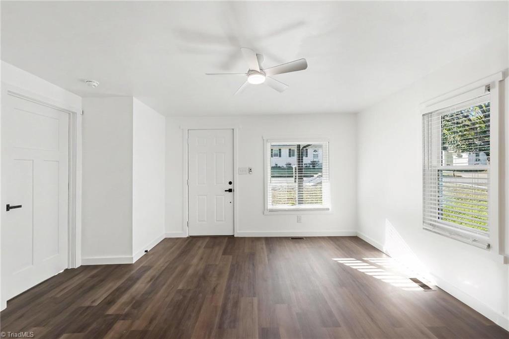 727 Trotter Street Property Photo 7
