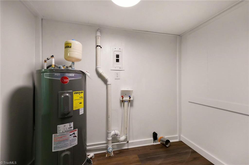 727 Trotter Street Property Photo 26