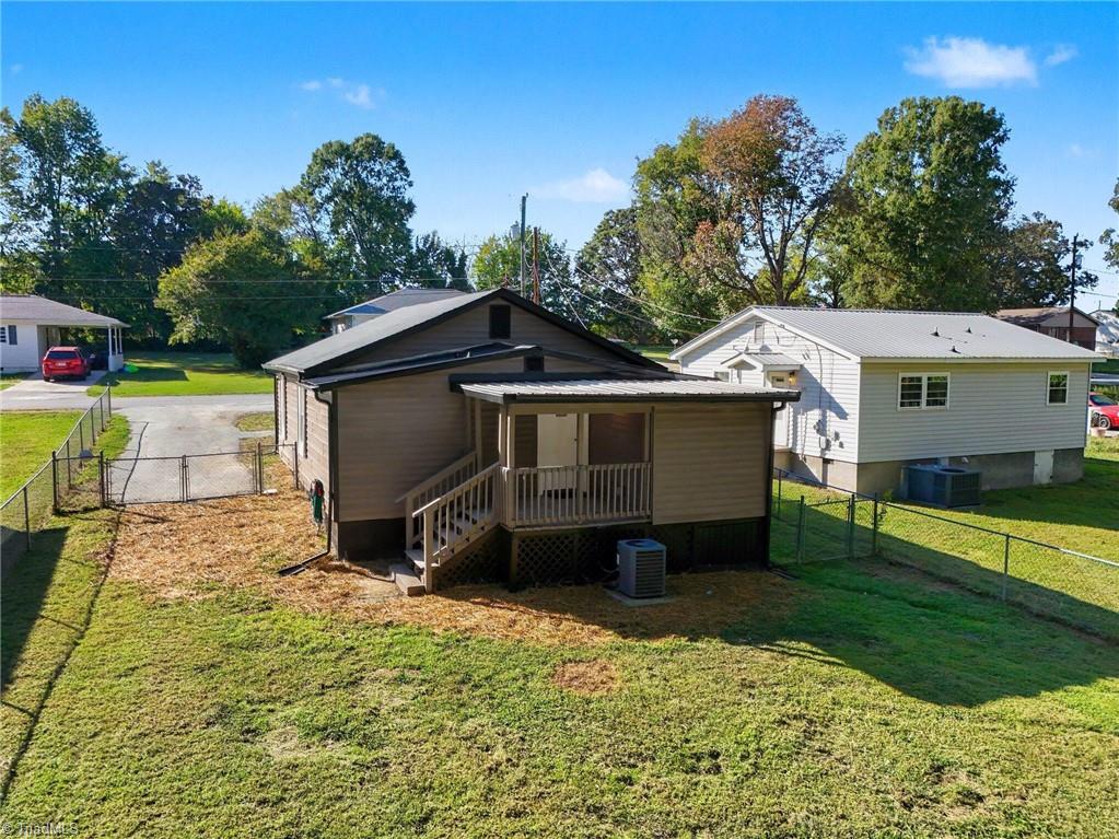 727 Trotter Street Property Photo 29