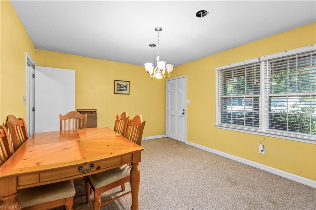 466 Pine Forest Drive Property Photo 6