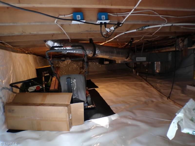 7381 Broad Street Property Photo 15