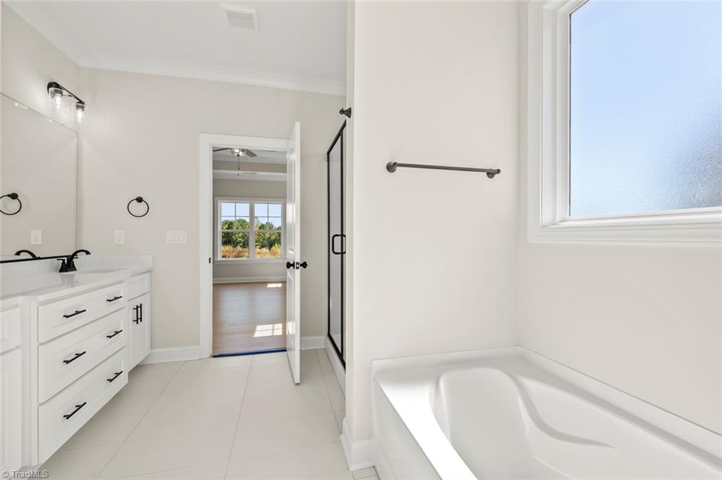 212 Cool Run Property Photo 27
