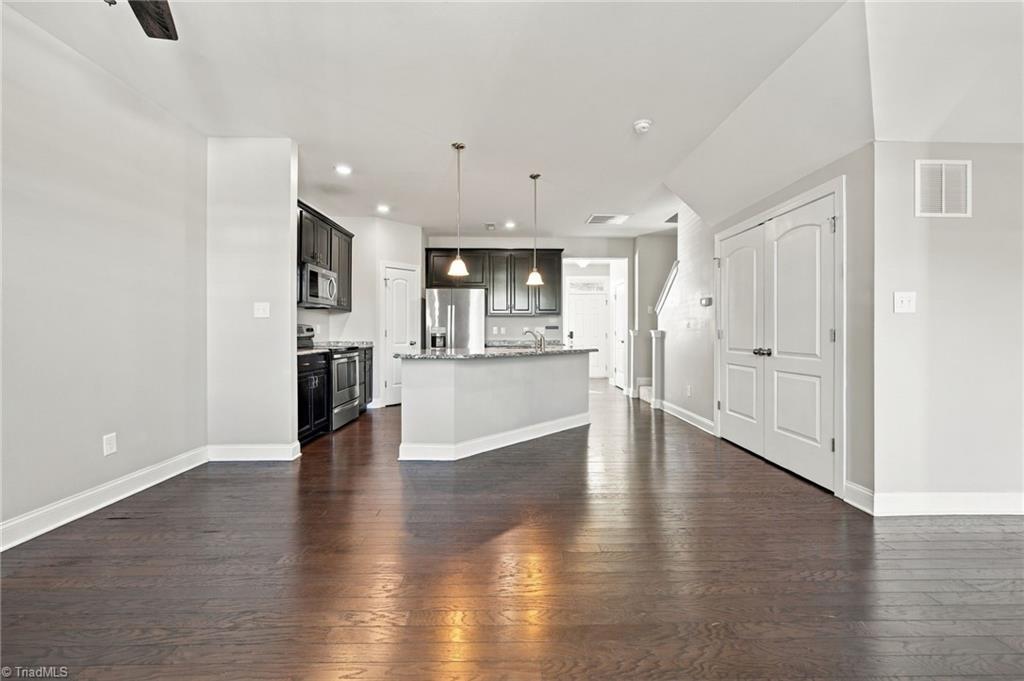 206 Crane Creek Way Property Photo 12