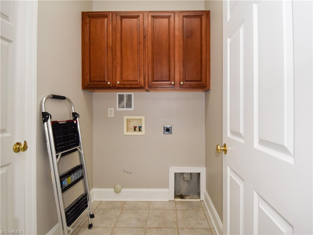 4634 Pebble Lake Drive Property Photo 11