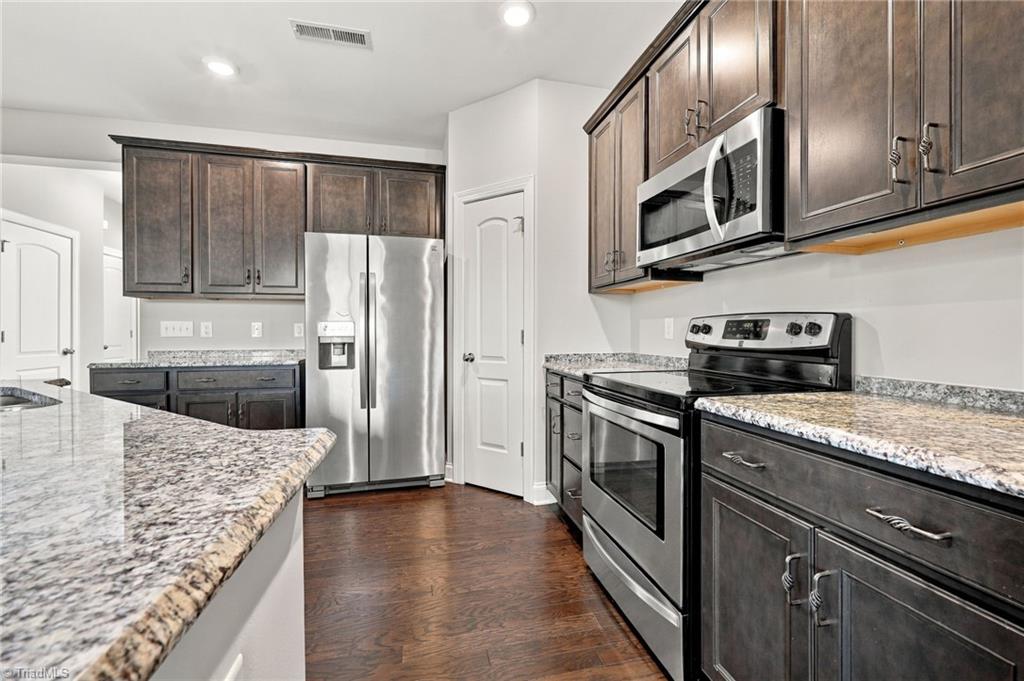 212 Crane Creek Way Property Photo 2