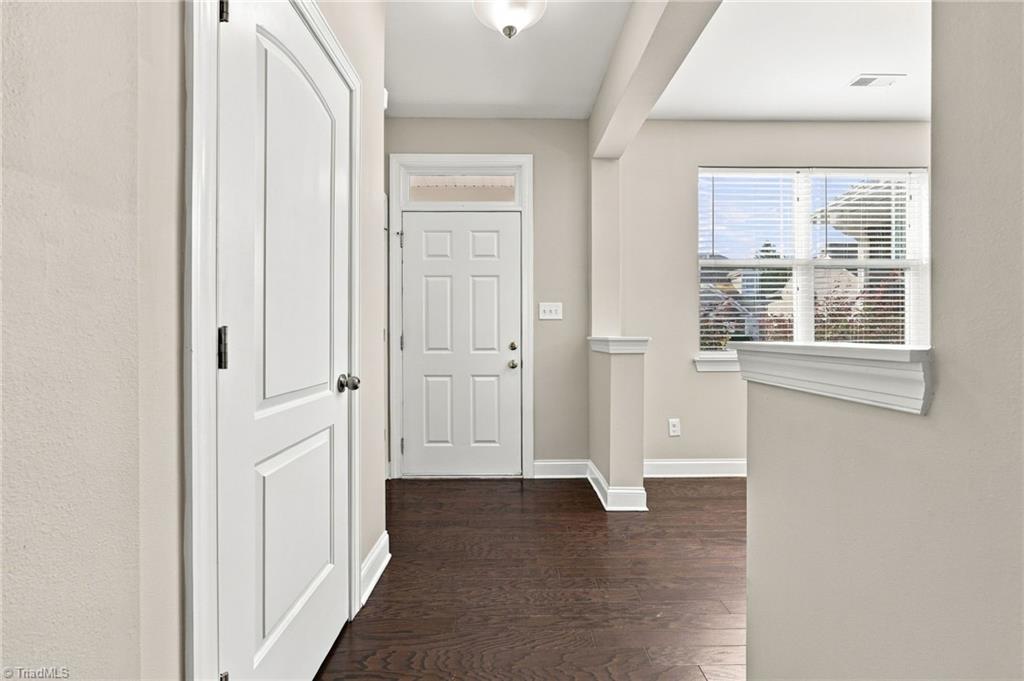 212 Crane Creek Way Property Photo 6