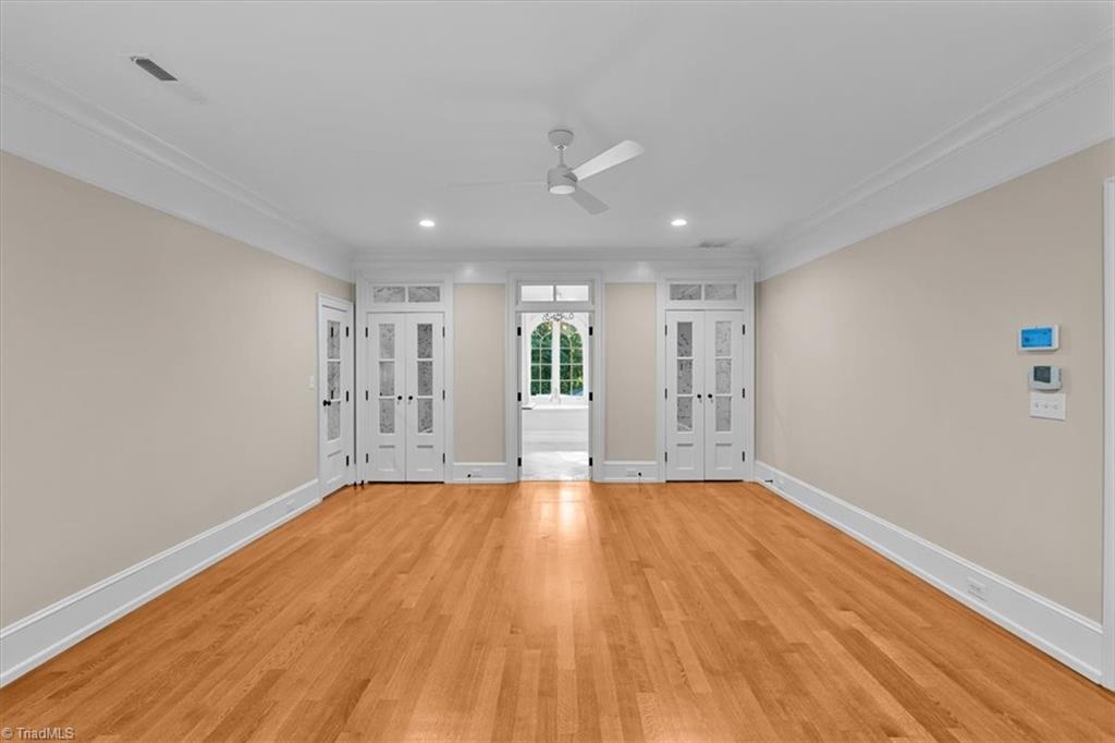 2307 Princess Ann Street Property Photo 26