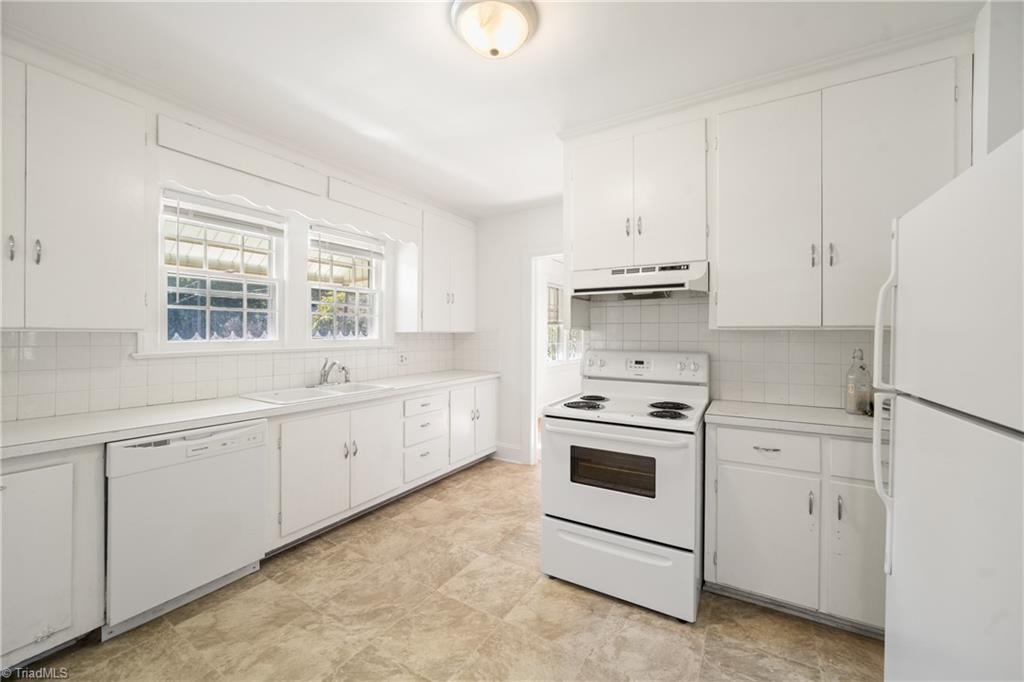 2539 Polo Road Property Photo 11
