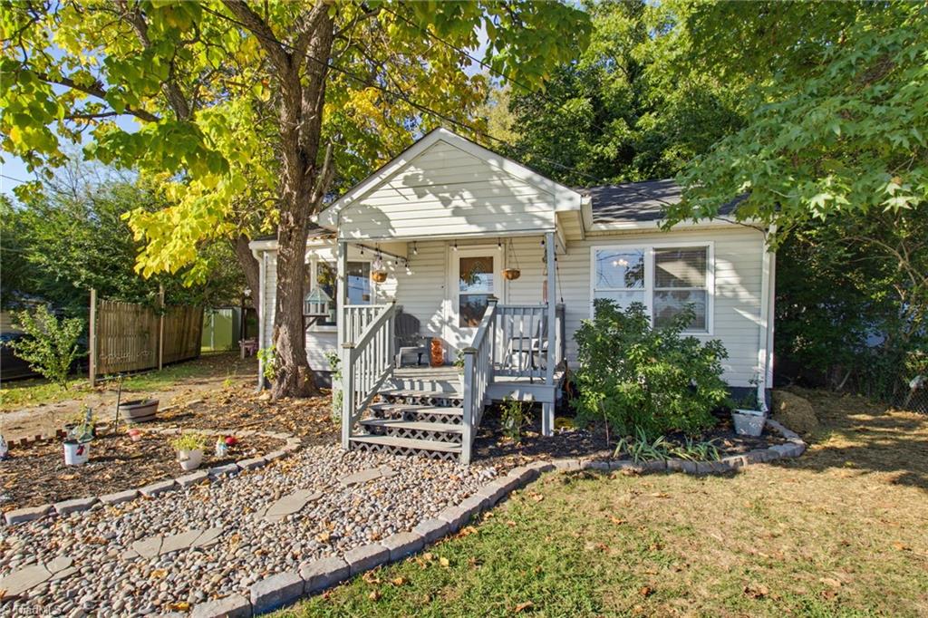 111 Englewood Drive Property Photo 1