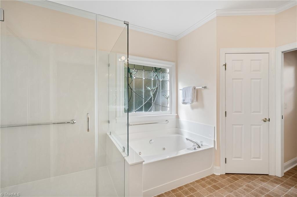 6858 Greenbrook Drive Property Photo 10