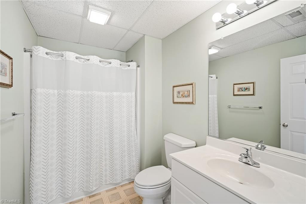 6858 Greenbrook Drive Property Photo 18