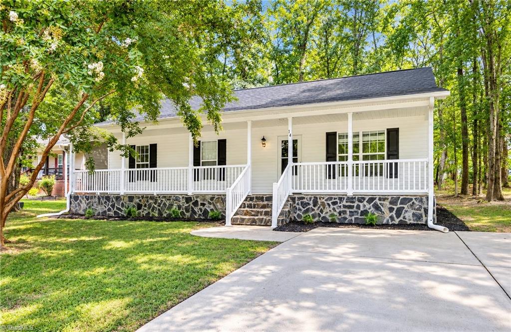 14 Brandy Wine Drive Property Photo 1