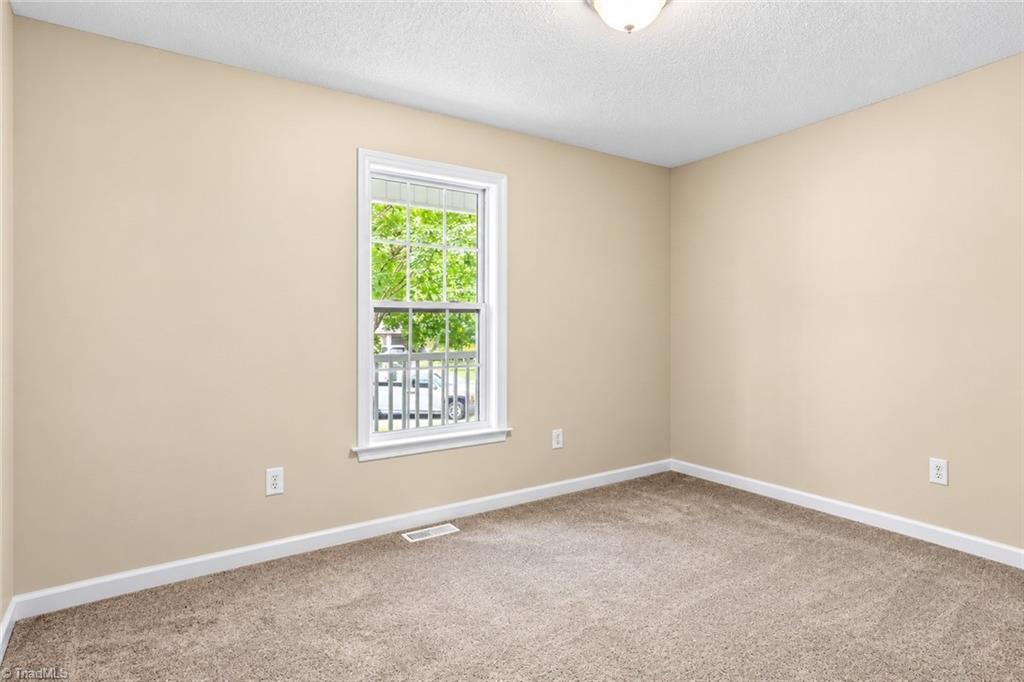 14 Brandy Wine Drive Property Photo 17
