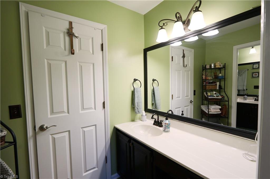 173 B Old Mill Road Property Photo 18