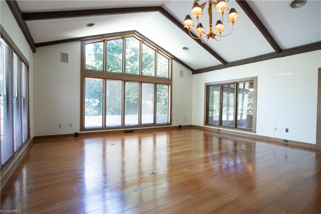 404 Balsam Drive Property Photo 13