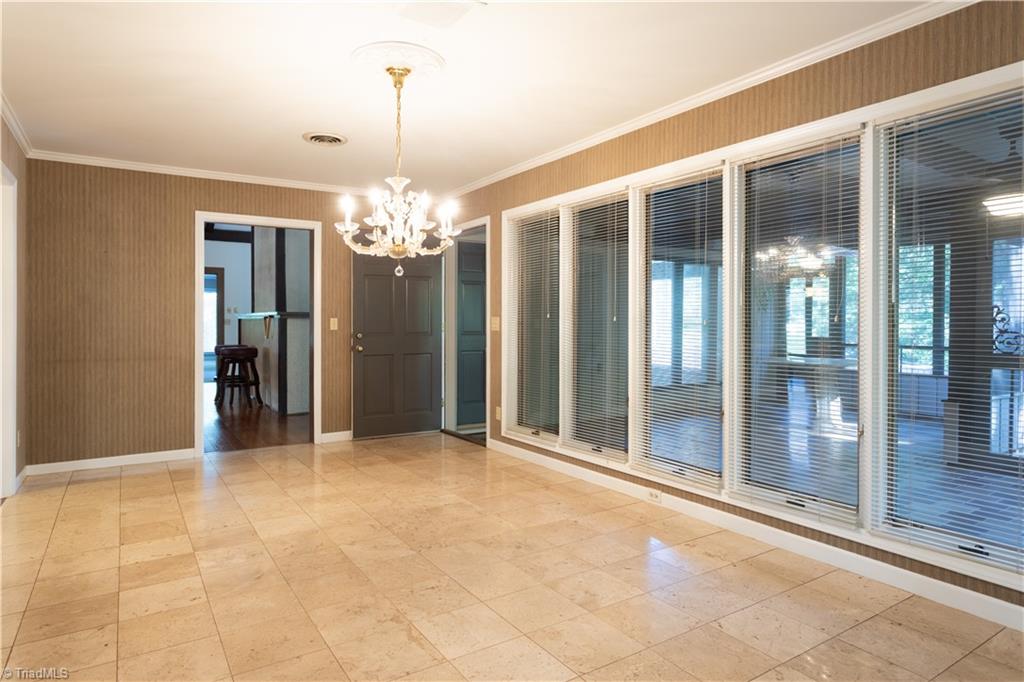 404 Balsam Drive Property Photo 16