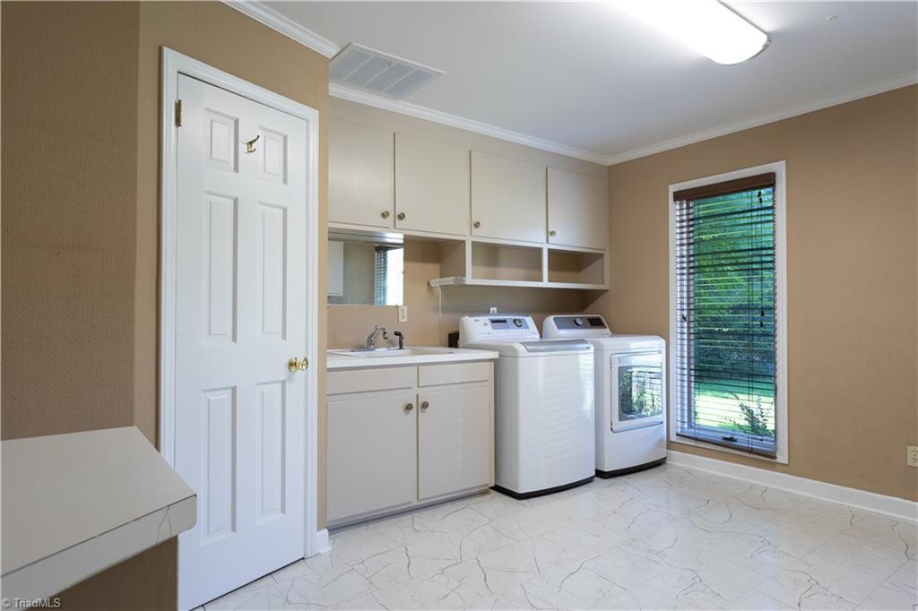 404 Balsam Drive Property Photo 24