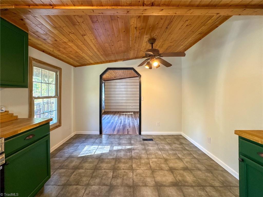 1060 Burch Tree Road Property Photo 9