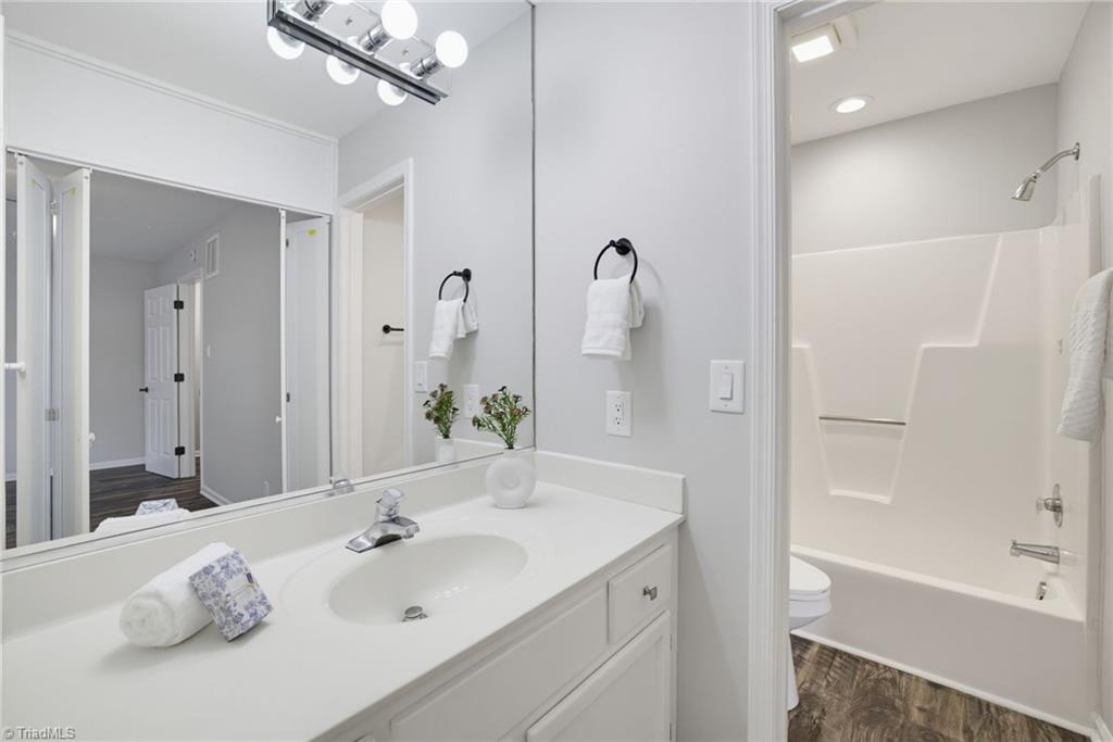 1213 Watermark Court Property Photo 19