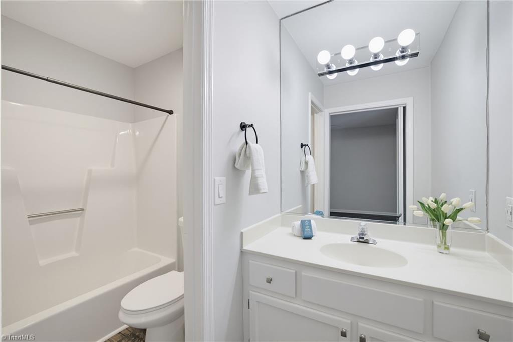 1213 Watermark Court Property Photo 24