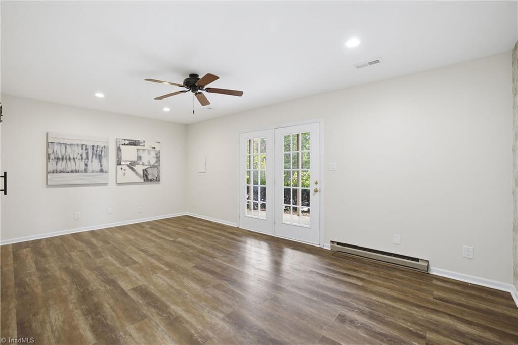 1213 Watermark Court Property Photo 27