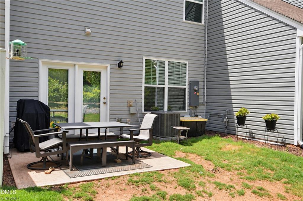 823 Pryor Street Property Photo 4