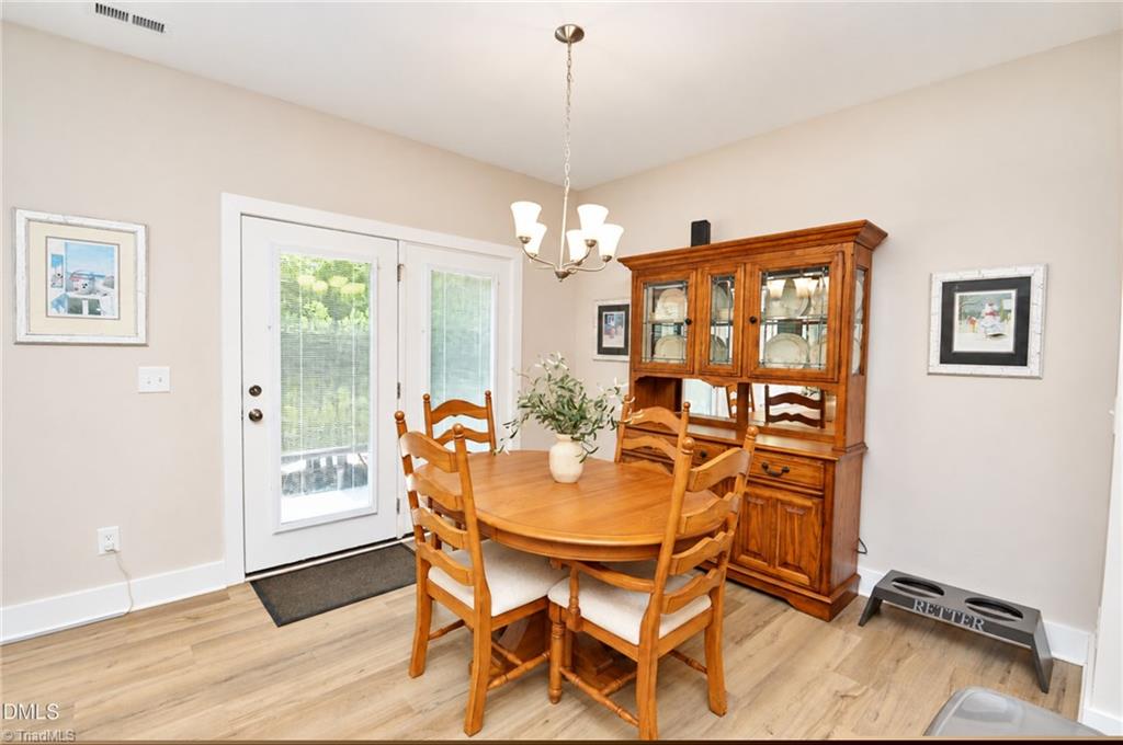 823 Pryor Street Property Photo 10