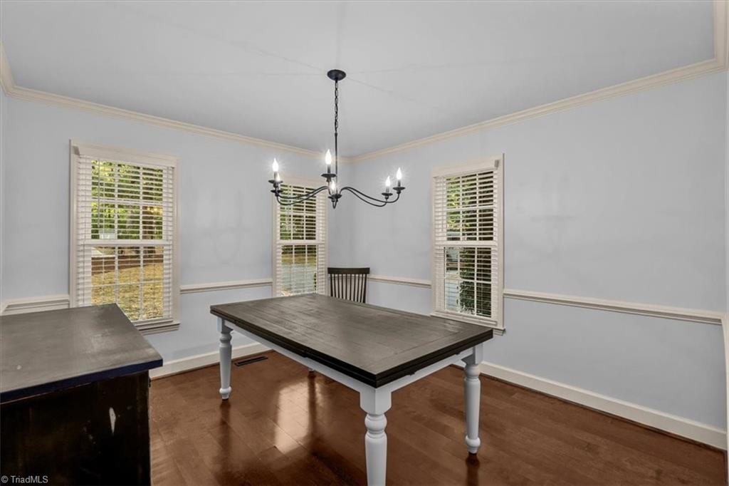 2717 Oak Hollow Drive Property Photo 17