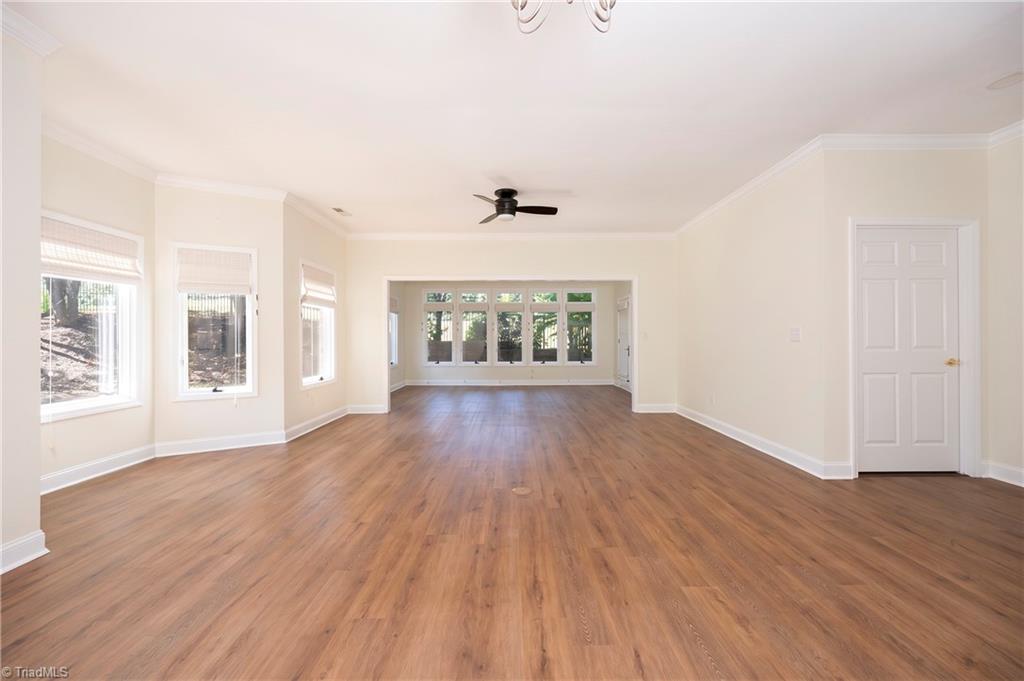 285 Hollybrook Drive Property Photo 6