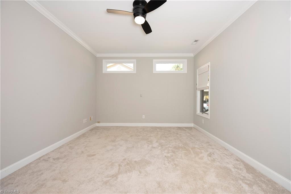 285 Hollybrook Drive Property Photo 17