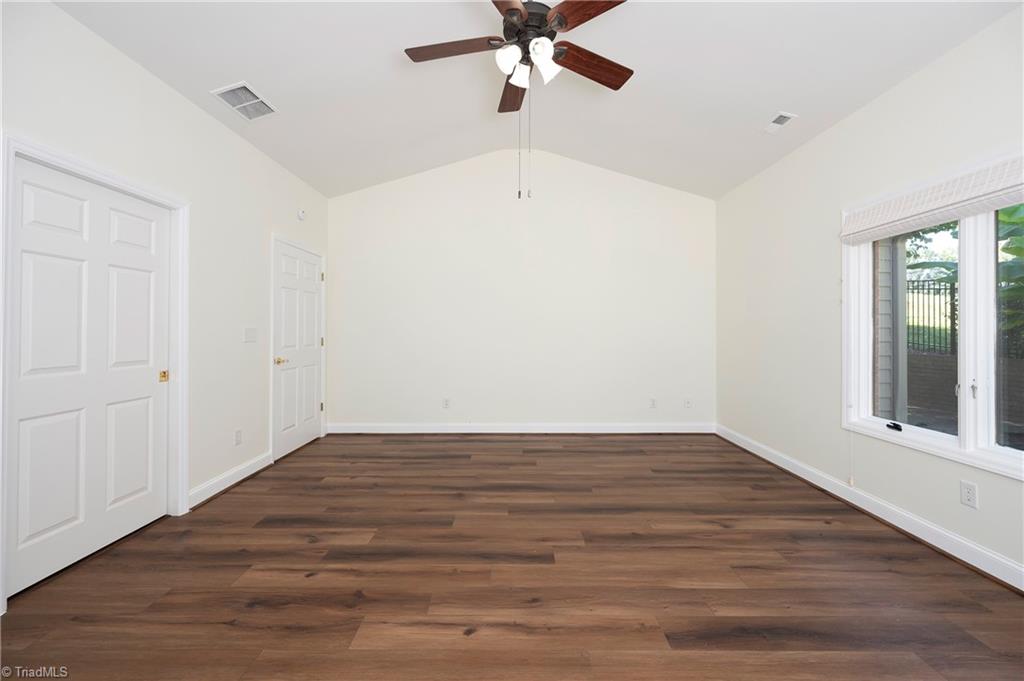 285 Hollybrook Drive Property Photo 20