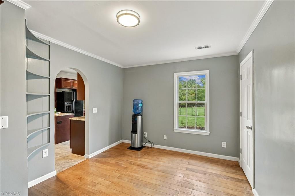 923 Bales Chapel Road Property Photo 14
