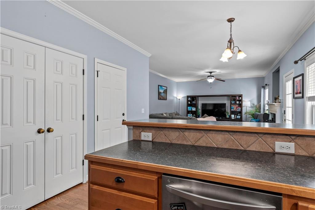5356 Graycliff Lane Property Photo 10