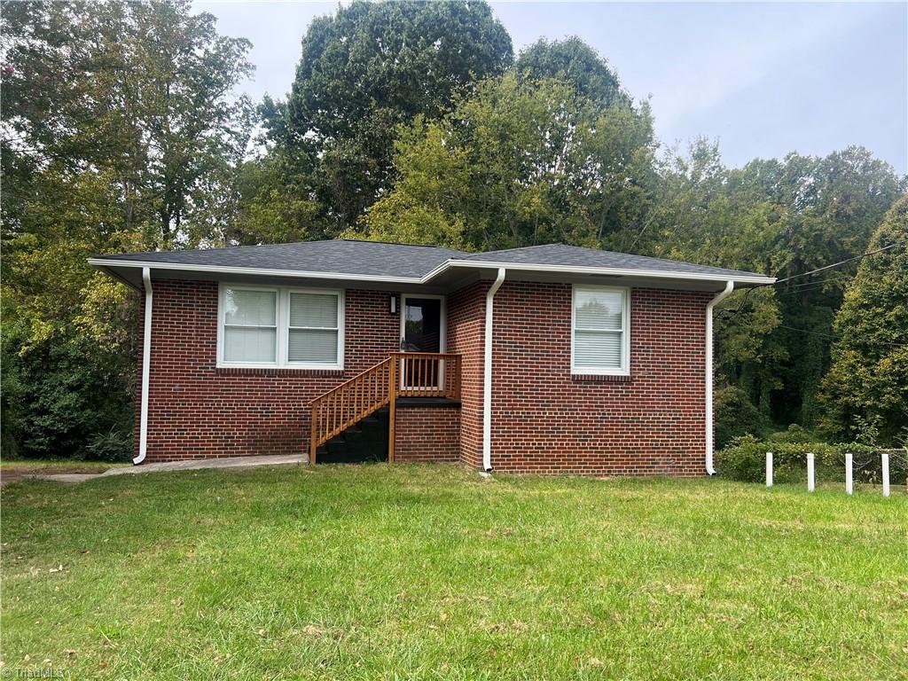 2021 Ashley Drive Property Photo 1