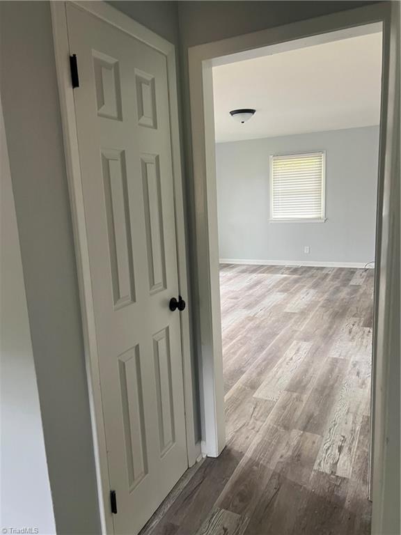 2021 Ashley Drive Property Photo 8