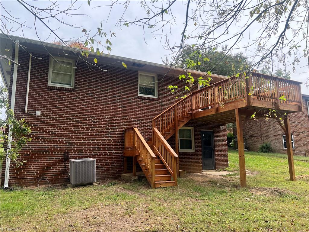 2021 Ashley Drive Property Photo 13