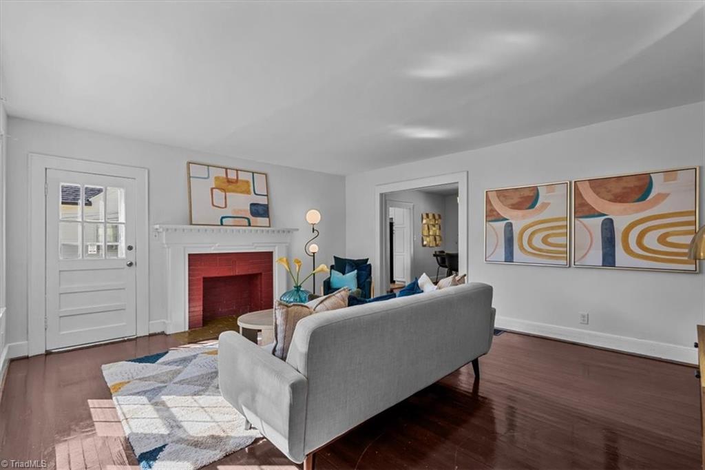 610 Ashland Drive Property Photo 3
