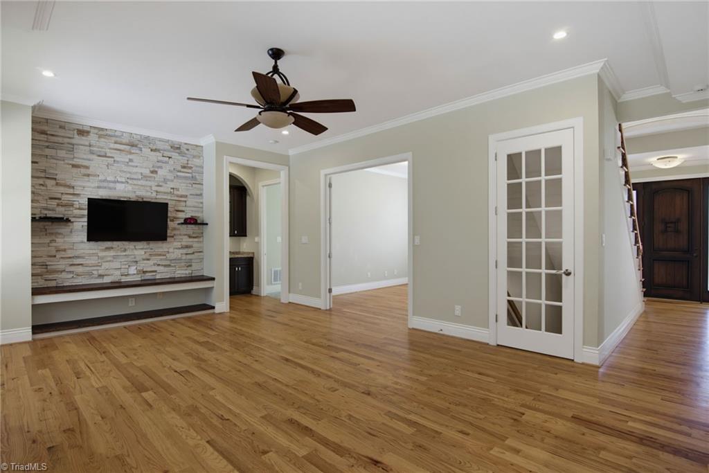125 Holly Hill Court Property Photo 13