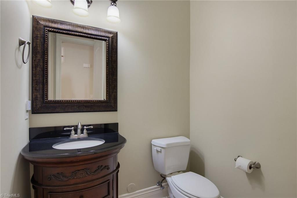 125 Holly Hill Court Property Photo 15