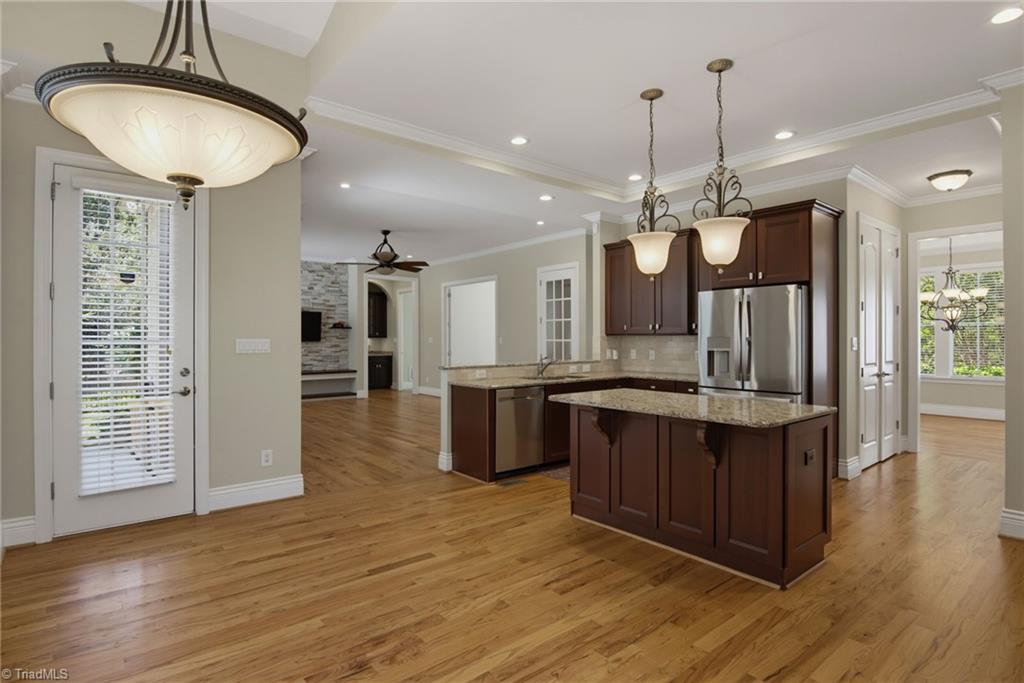 125 Holly Hill Court Property Photo 18