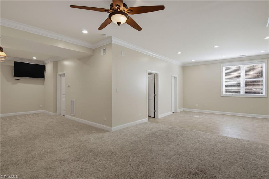 125 Holly Hill Court Property Photo 36