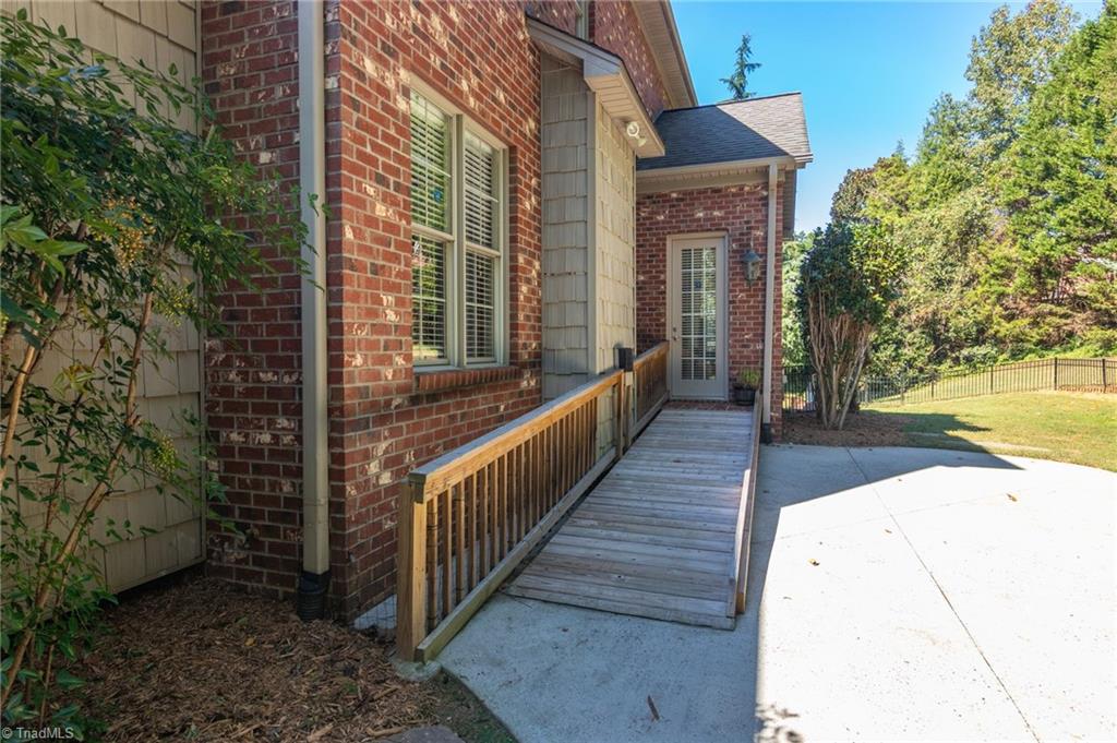 125 Holly Hill Court Property Photo 42